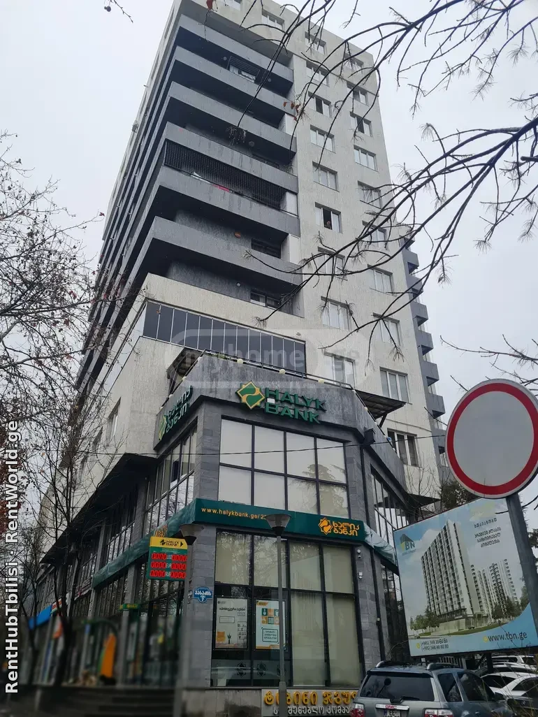 3 ოთახიანი ბინა
