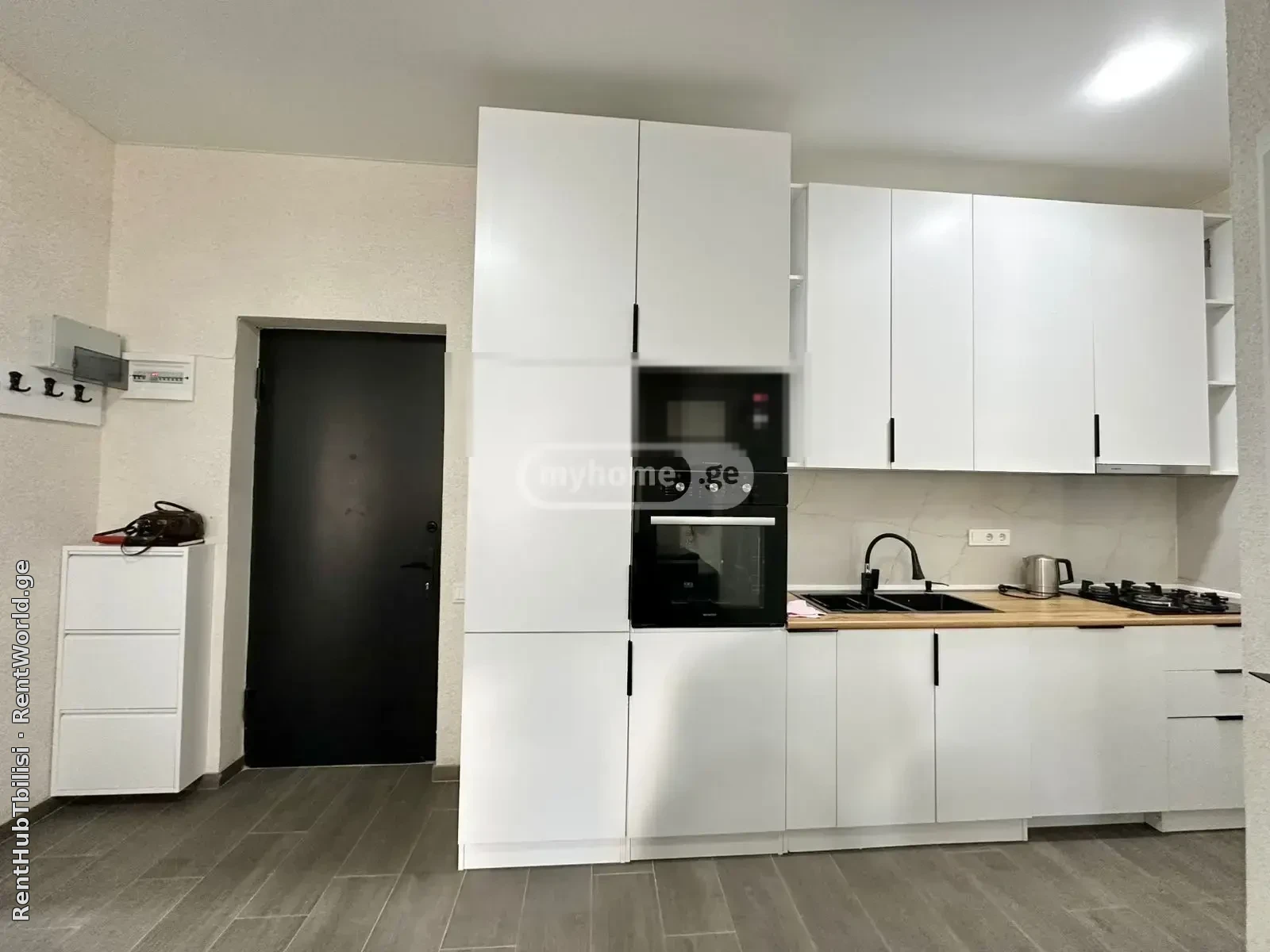 3 ოთახიანი ბინა